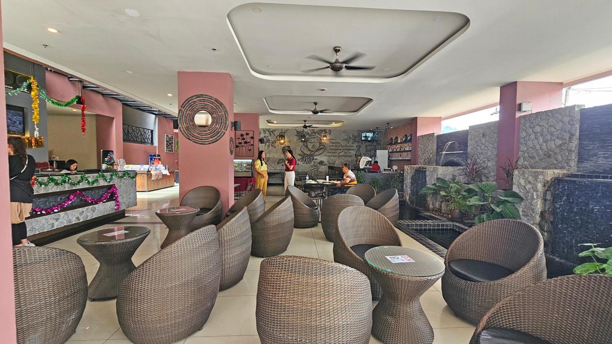 The Gig Hotel Phuket מראה חיצוני תמונה